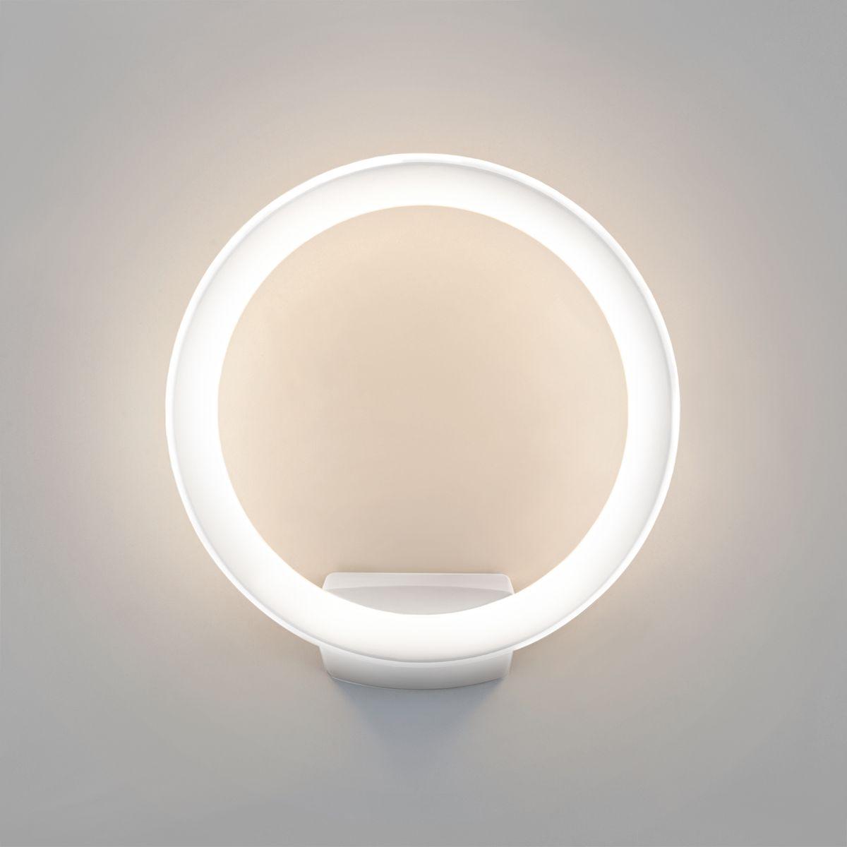 фото уличный настенный светодиодный светильник elektrostandard ring 1710 techno led белый a054931 | 220svet.ru