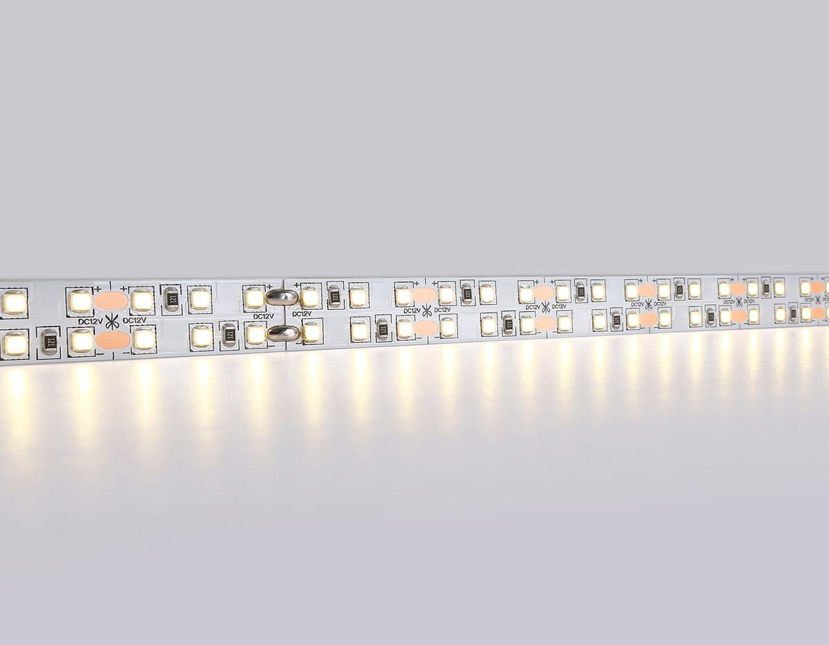 фото светодиодная лента теплый белый ambrella light 24w/m 240led/m 2835smd 3000к 5m gs1701 | 220svet.ru