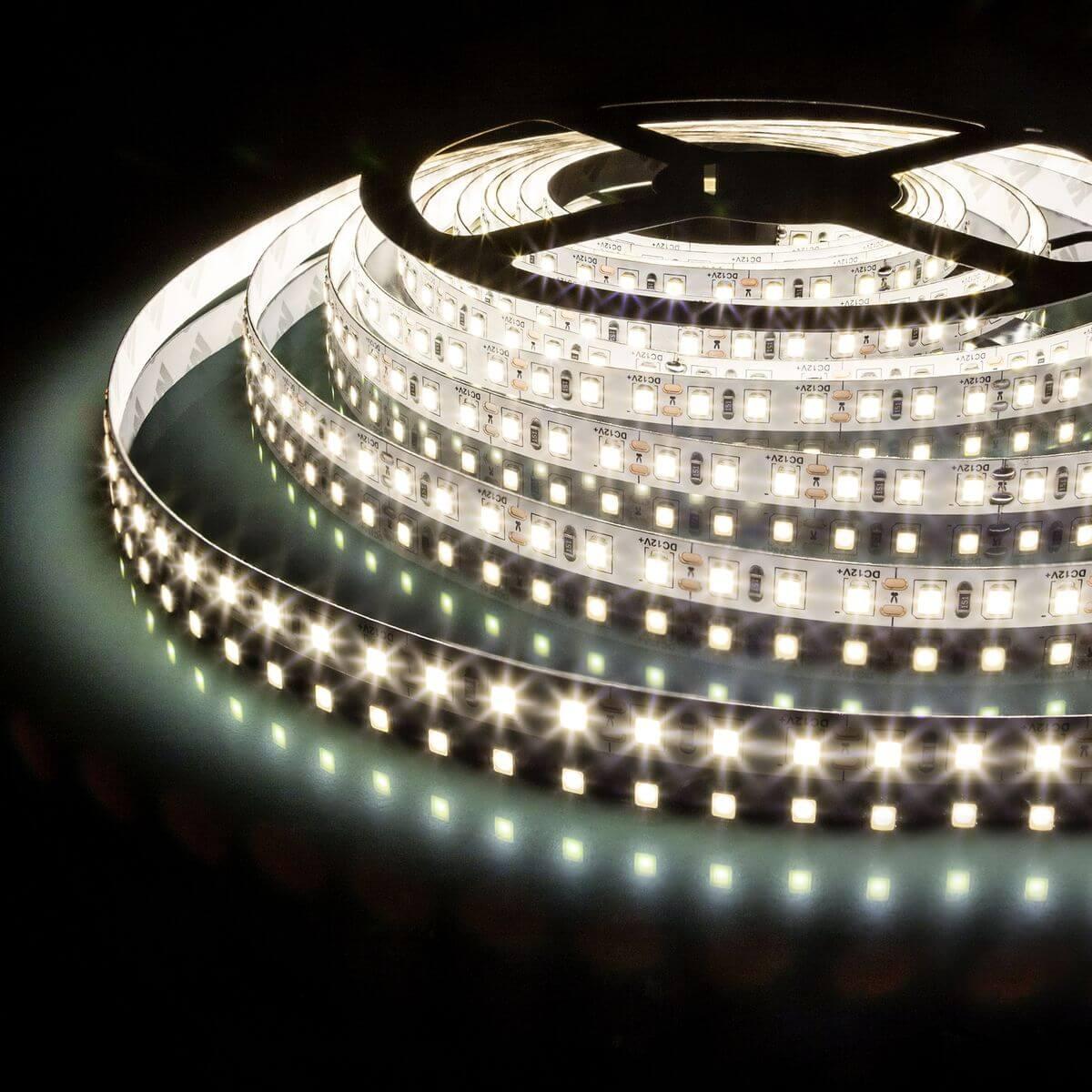 фото светодиодная лента elektrostandard 9,6w/m 120led/m 2835smd дневной белый 5m a052960 | 220svet.ru