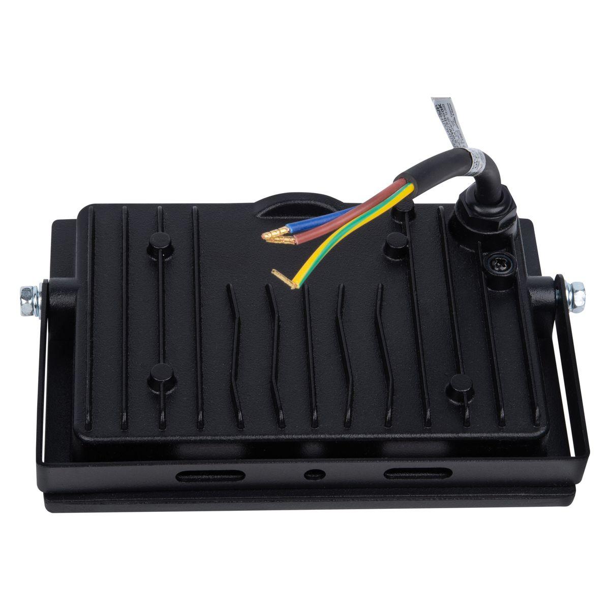 фото прожектор светодиодный volpe ulf-q517 50w/3000k ip65 220-240v black ul-00011634 | 220svet.ru