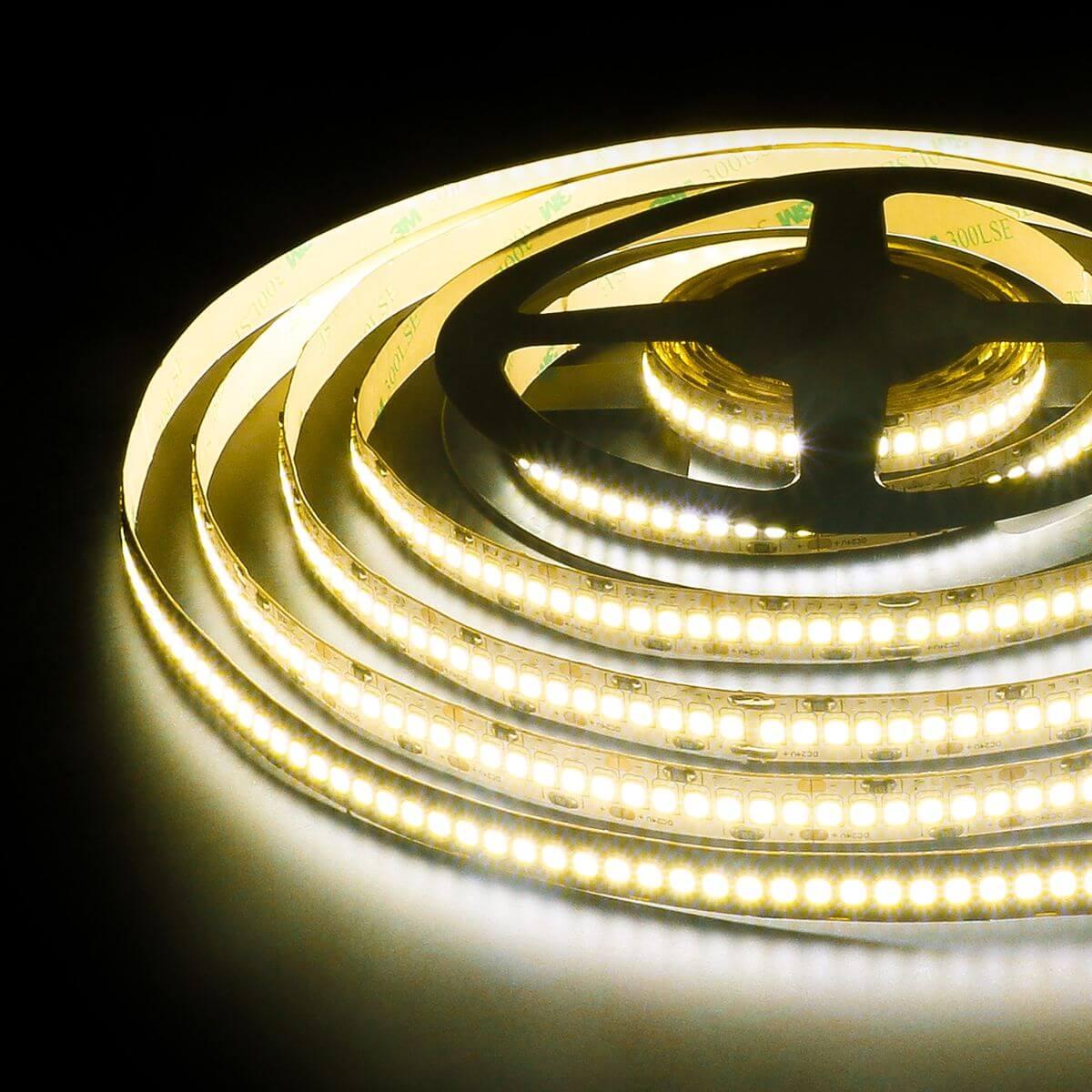 фото светодиодная лента elektrostandard 24w/m 240led/m 2835smd тёплый белый 5m a052979 | 220svet.ru