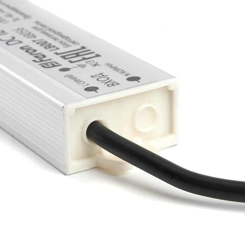 фото блок питания для светодиодной ленты feron lb007 12v 40w ip67 3,3a 48054 | 220svet.ru