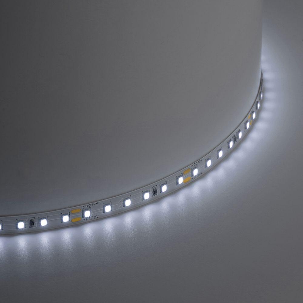 фото светодиодная лента saffit 9,6w/m 120led/m 2835smd холодный белый 5м sst02 55242 | 220svet.ru