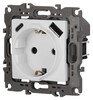 Миниатюра фото розетка эра серия 12 12-4108-01м 2p+e 16a-250в со шторками с usb type-a+c 5в-3а белый матовый б0067711 | 220svet.ru